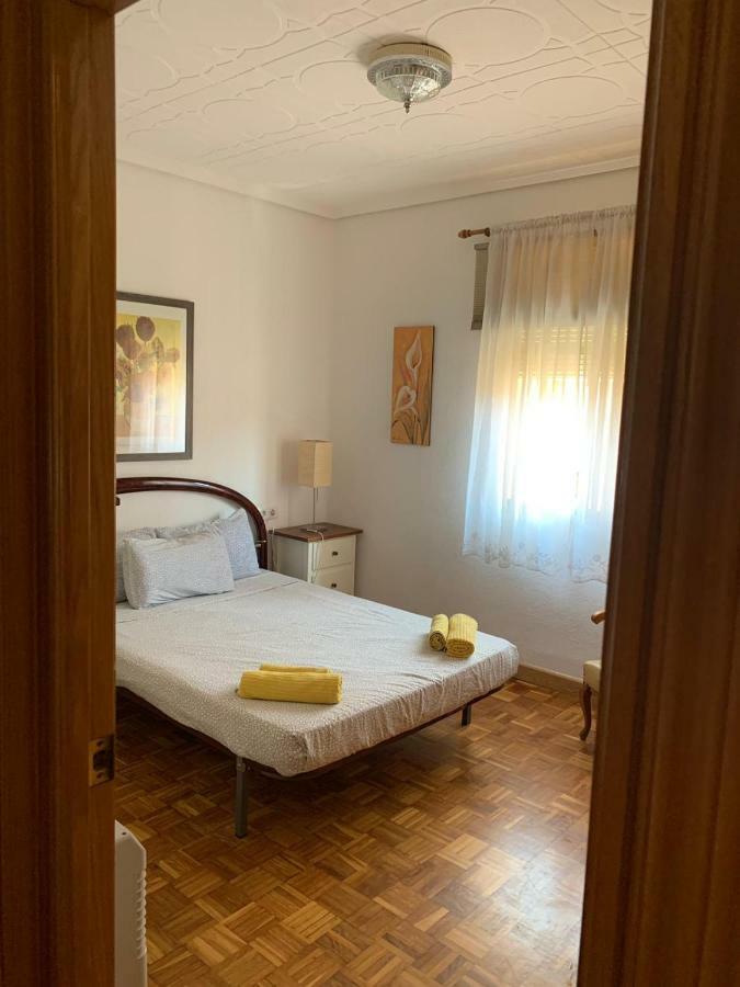 La Casa De Los Tres Amigos Sagunto Eksteriør billede